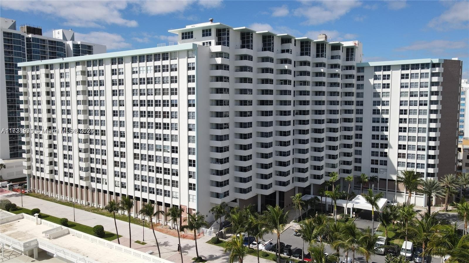 2899 Collins Ave # 548, Miami Beach FL 33140 — 15