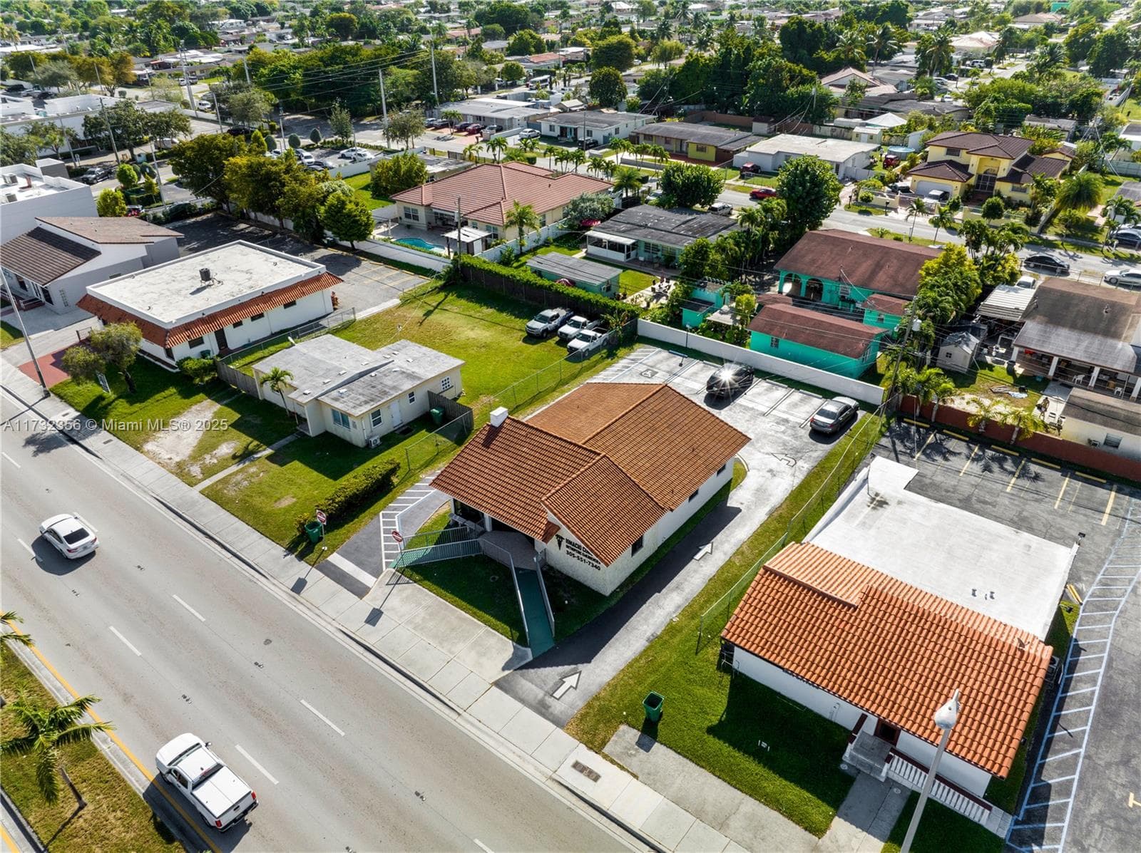 9950 SW 40th St, Miami FL 33165 — 26