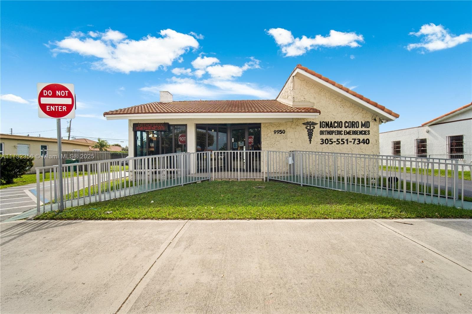 9950 SW 40th St, Miami FL 33165 — 1