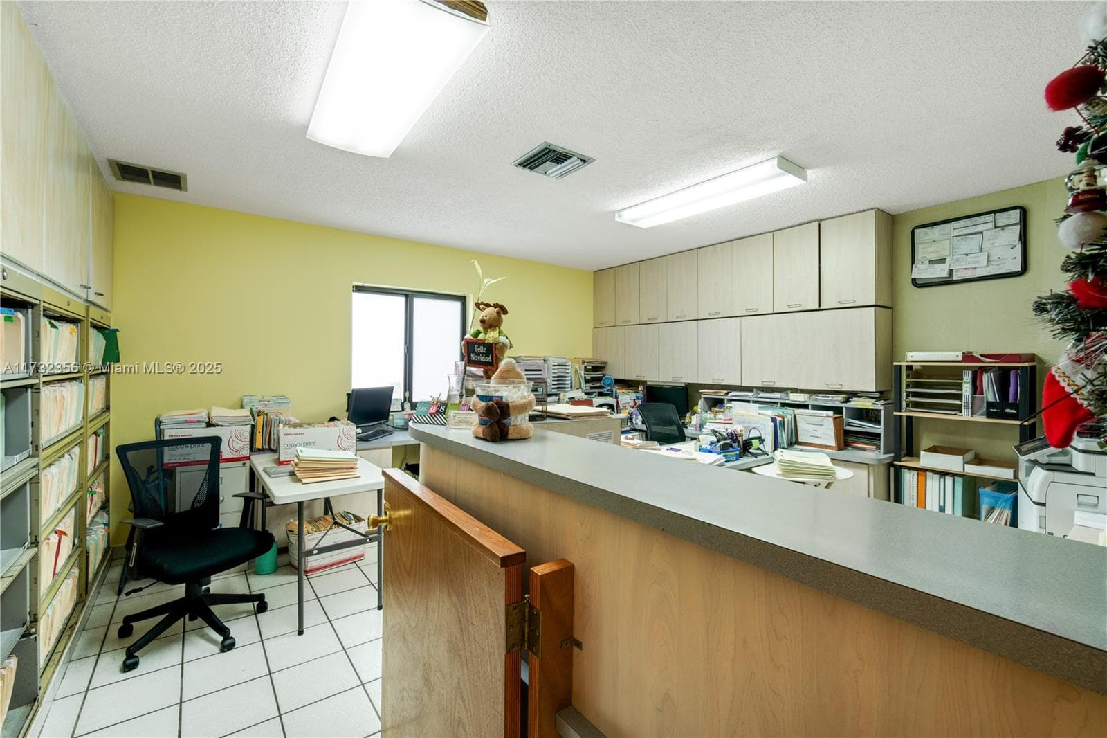 9950 SW 40th St, Miami FL 33165 — 5