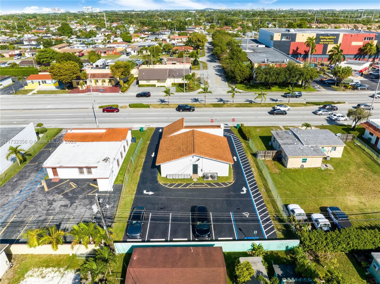 9950 SW 40th St, Miami FL 33165 — 29