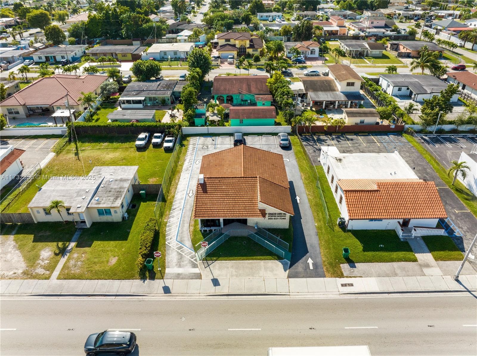 9950 SW 40th St, Miami FL 33165 — 25