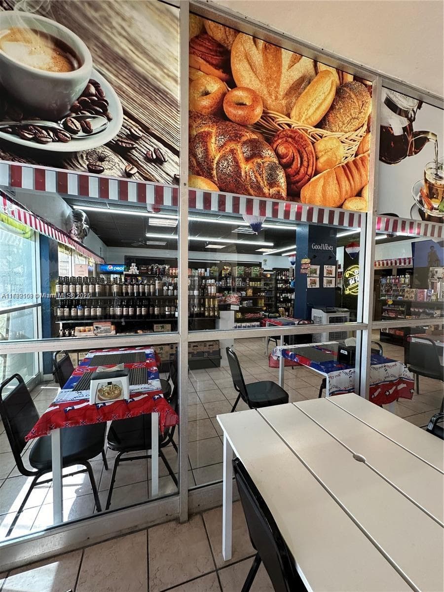18031 Biscayne Blvd, Aventura FL 33160 — 6