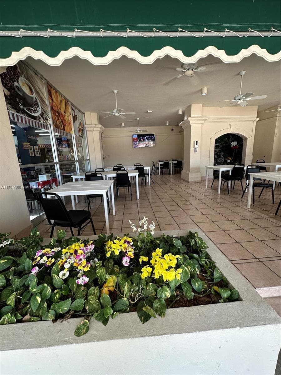 18031 Biscayne Blvd, Aventura FL 33160 — 7