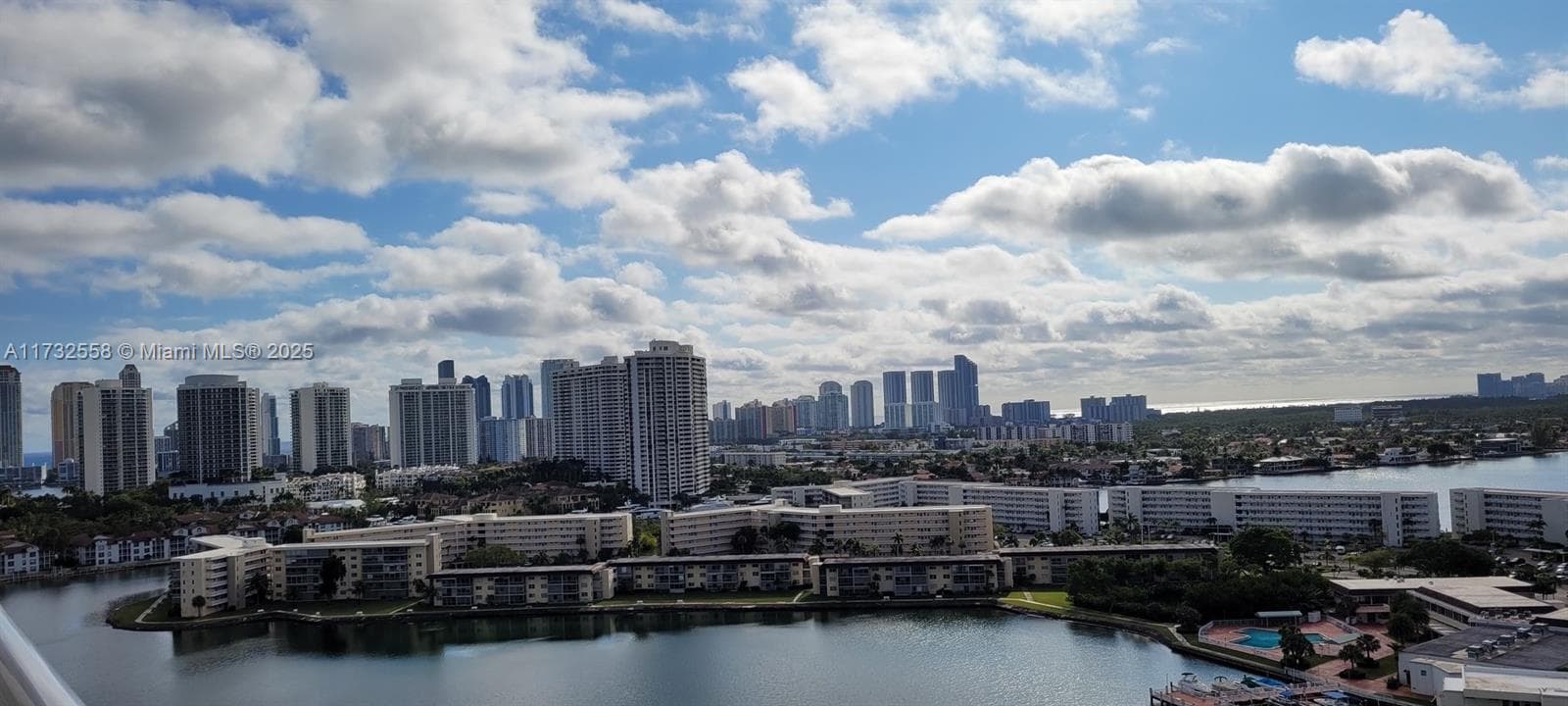 18031 Biscayne Blvd, Aventura FL 33160 — 18