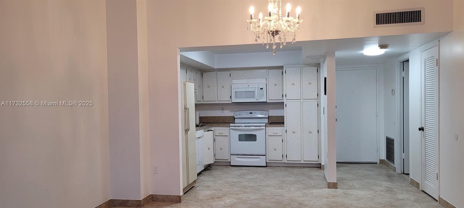 18031 Biscayne Blvd, Aventura FL 33160 — 8