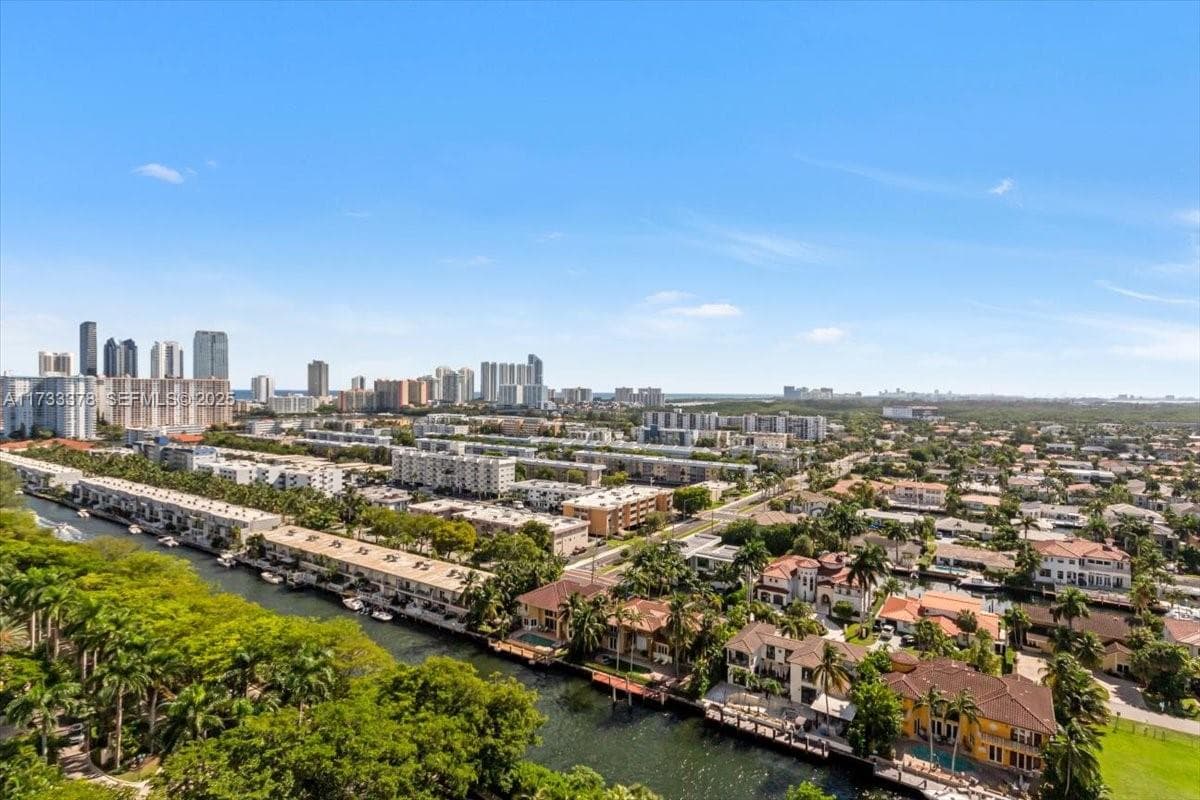 1000 Island Blvd # 2003, Aventura FL 33160 — 13