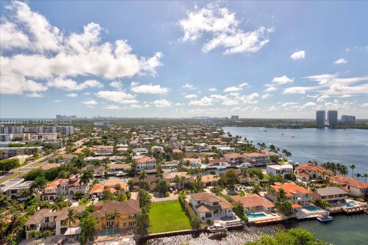 1000 Island Blvd # 2003, Aventura FL 33160 — 14