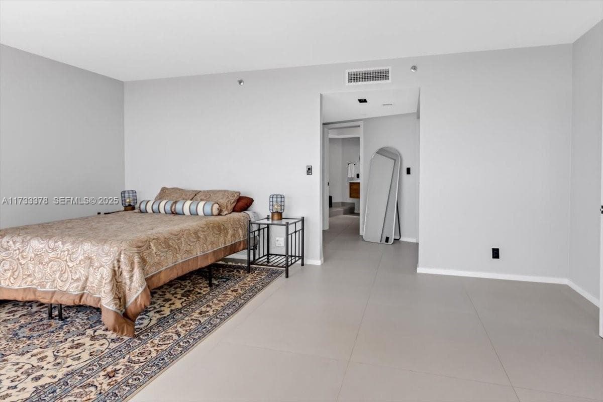 1000 Island Blvd # 2003, Aventura FL 33160 — 19