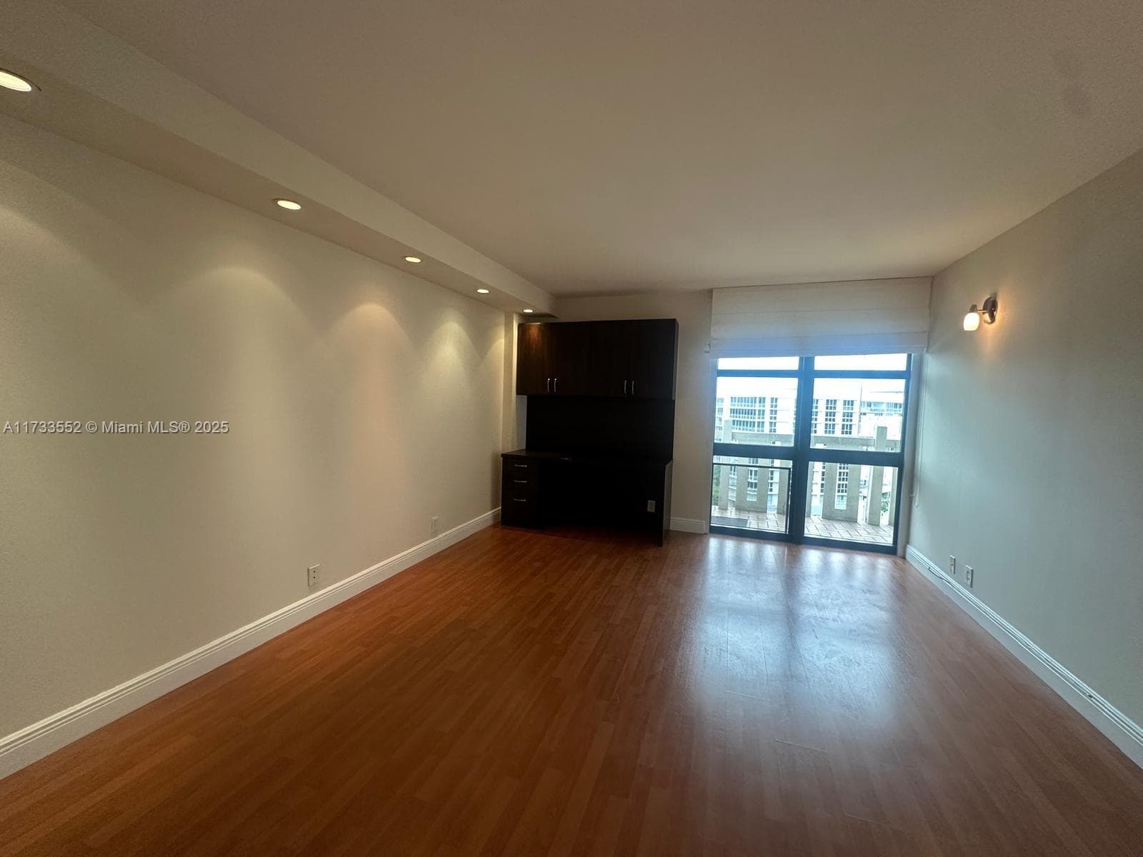 1121 Crandon Blvd # E904, Key Biscayne FL 33149 — 16