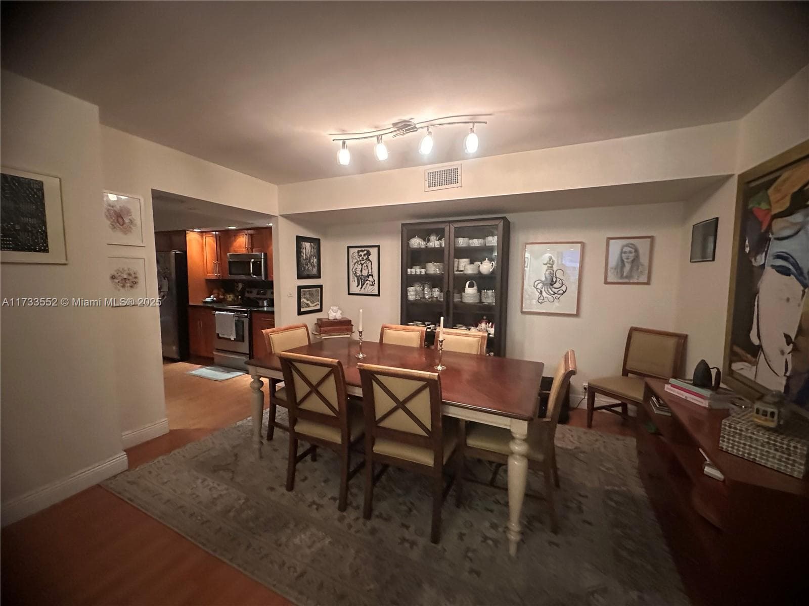 1121 Crandon Blvd # E904, Key Biscayne FL 33149 — 8