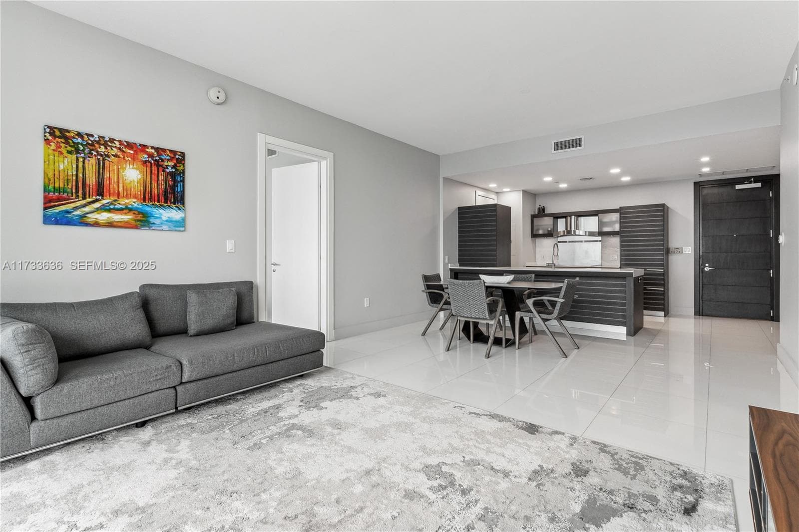 200 Biscayne Boulevard Way # 4912, Miami FL 33131 — 12