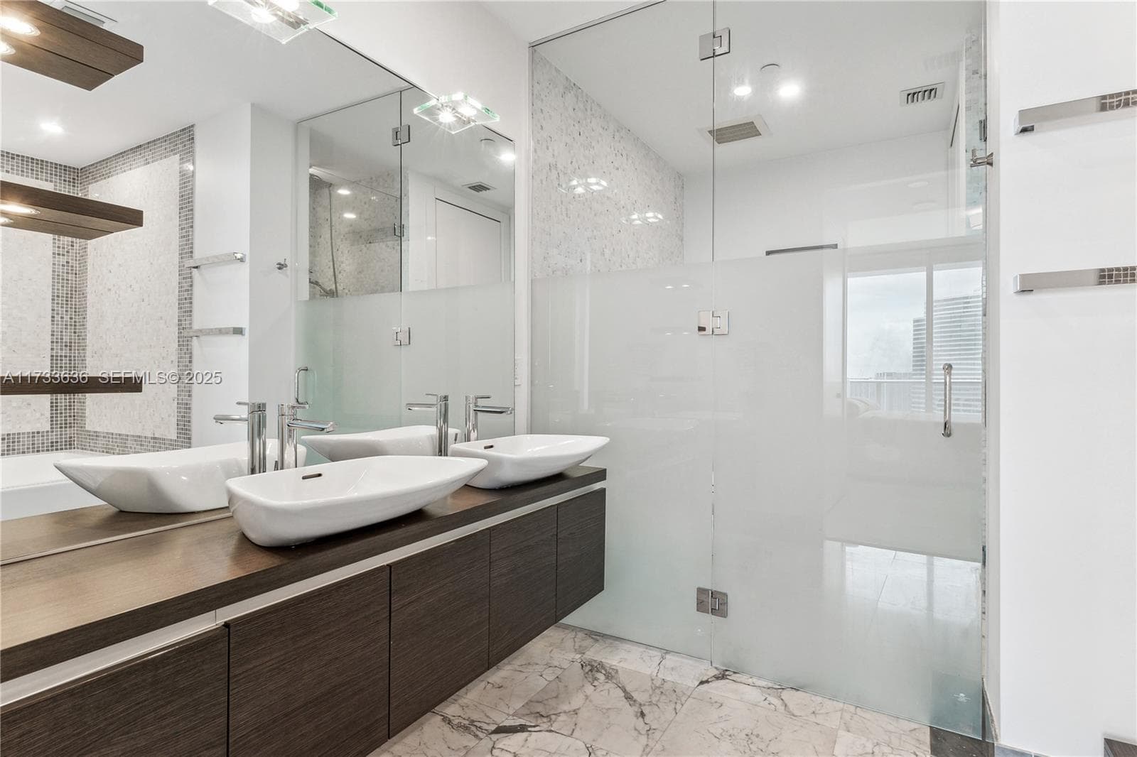 200 Biscayne Boulevard Way # 4912, Miami FL 33131 — 15