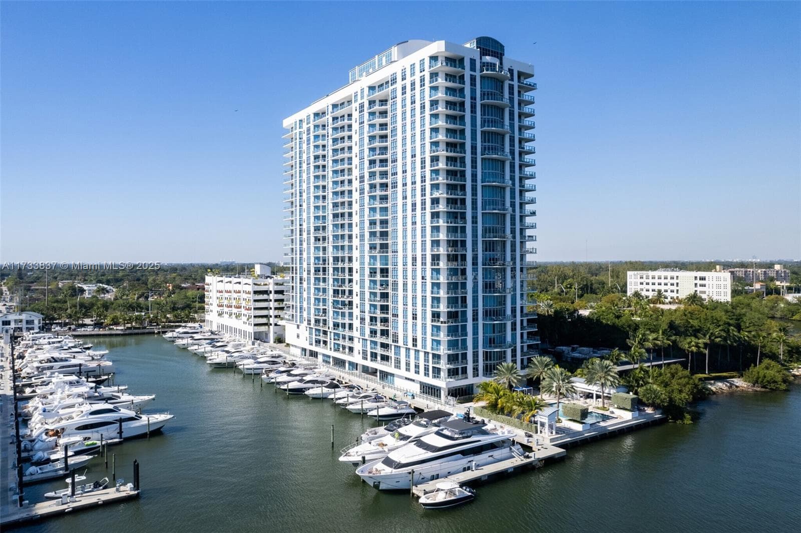 17301 Biscayne Blvd # 207, North Miami Beach FL 33160 — 31