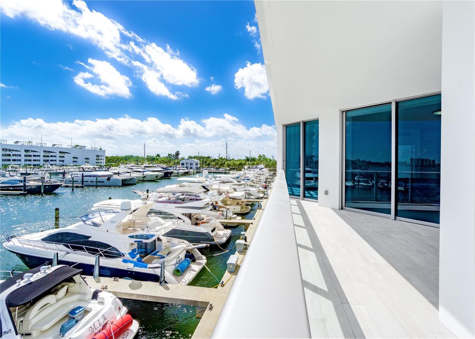 17301 Biscayne Blvd # 207, North Miami Beach FL 33160 — 4