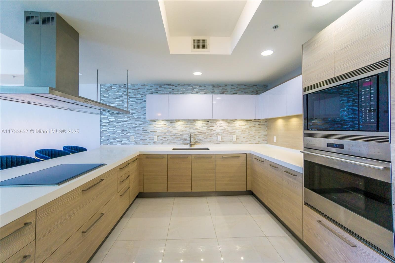 17301 Biscayne Blvd # 207, North Miami Beach FL 33160 — 8
