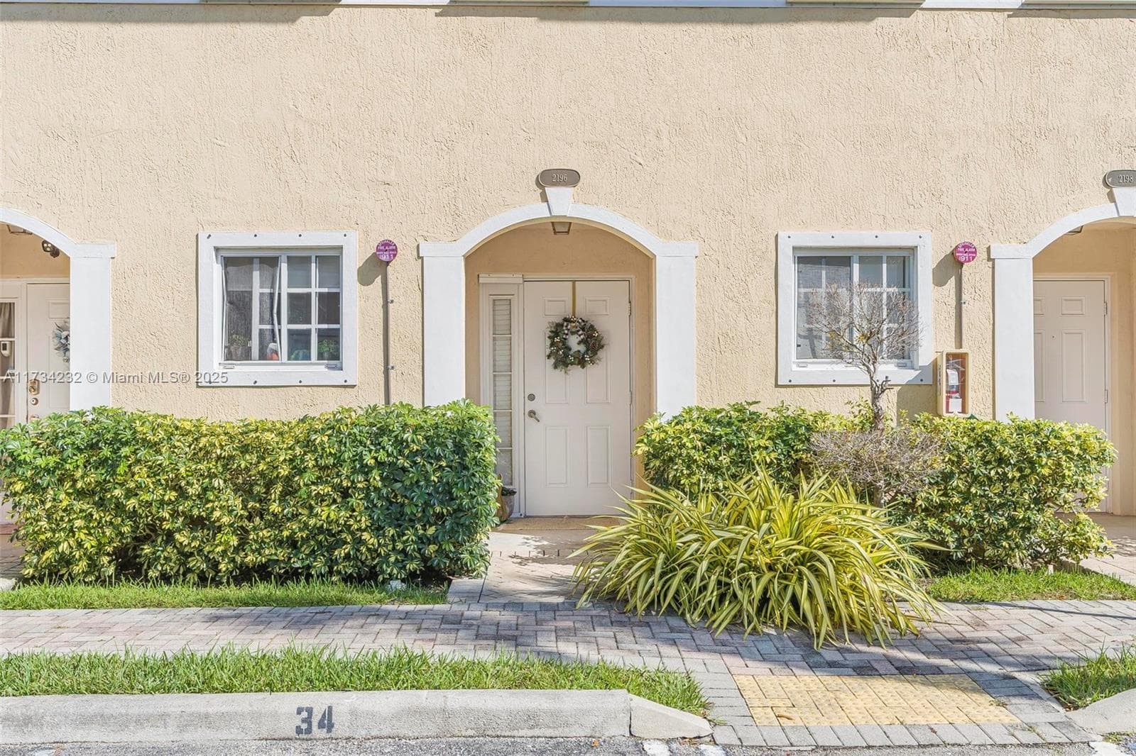 2196 NE 167th St # 114, North Miami Beach FL 33162 — 26