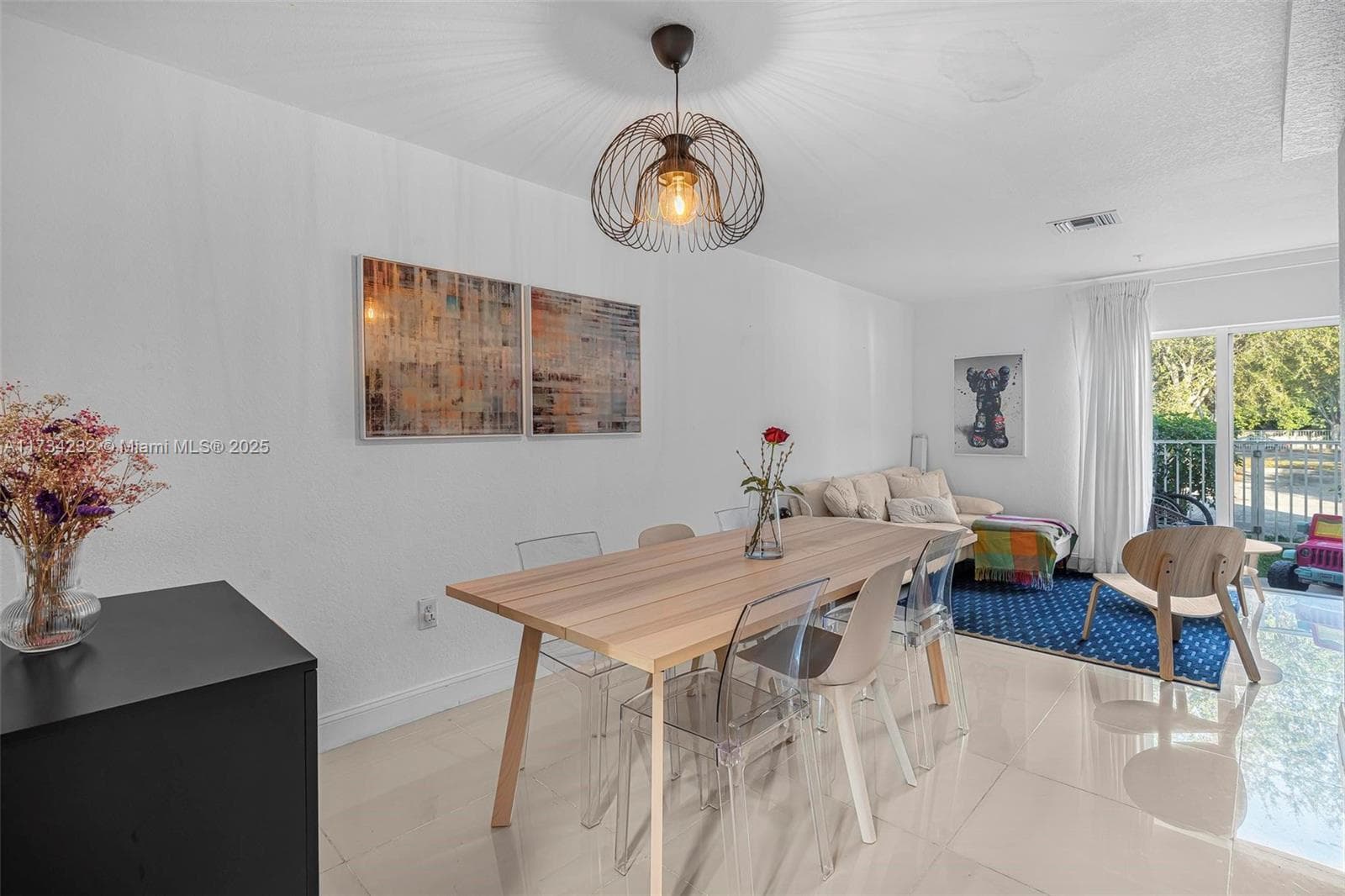 2196 NE 167th St # 114, North Miami Beach FL 33162 — 1