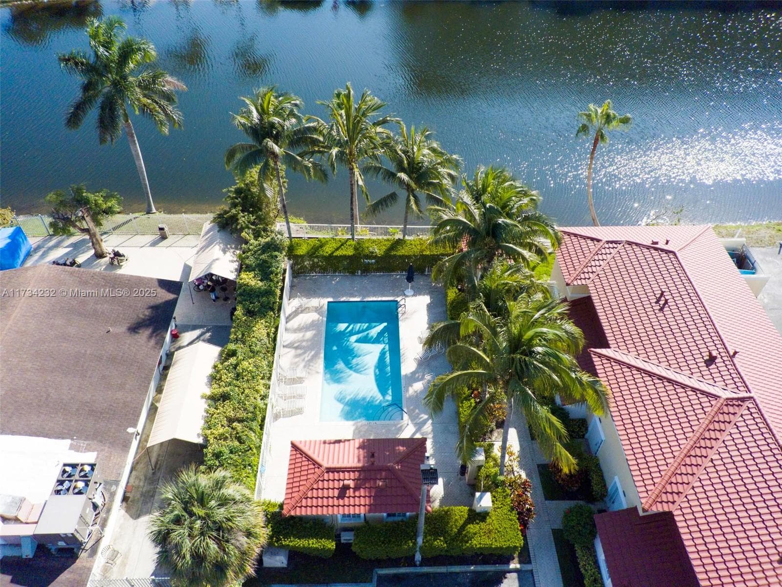 2196 NE 167th St # 114, North Miami Beach FL 33162 — 38