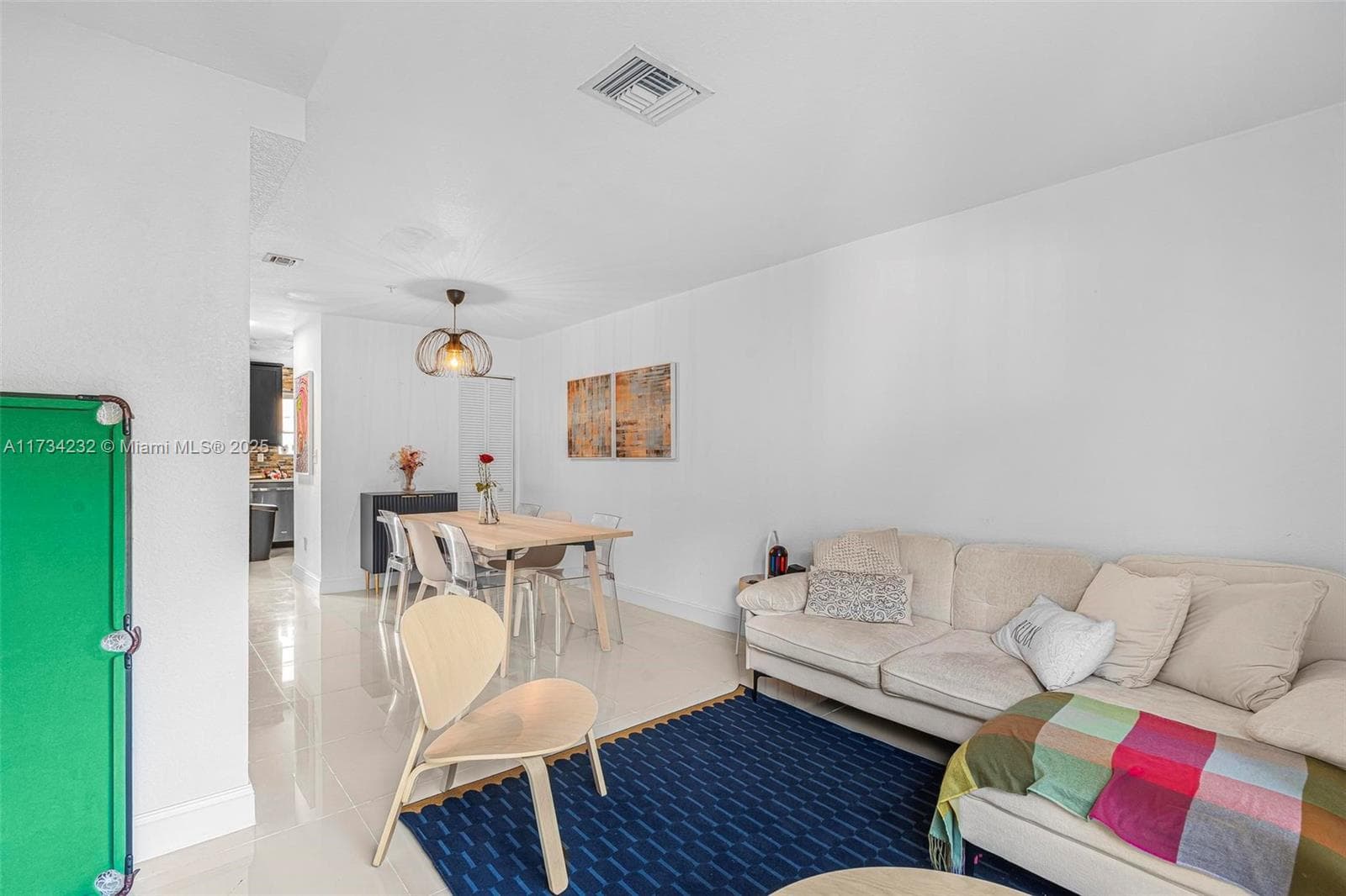 2196 NE 167th St # 114, North Miami Beach FL 33162 — 4