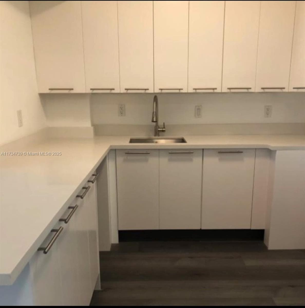 7441 Wayne Ave # 6B, Miami Beach FL 33141 — 17