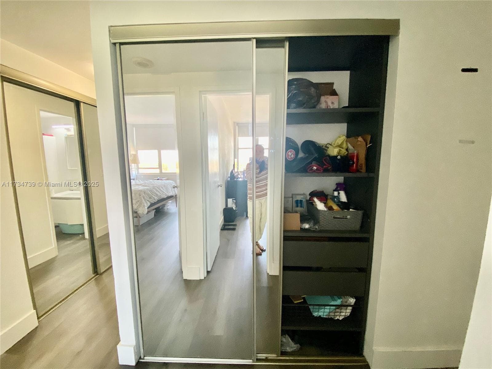 7441 Wayne Ave # 6B, Miami Beach FL 33141 — 9