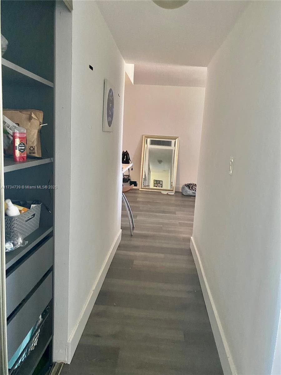 7441 Wayne Ave # 6B, Miami Beach FL 33141 — 8