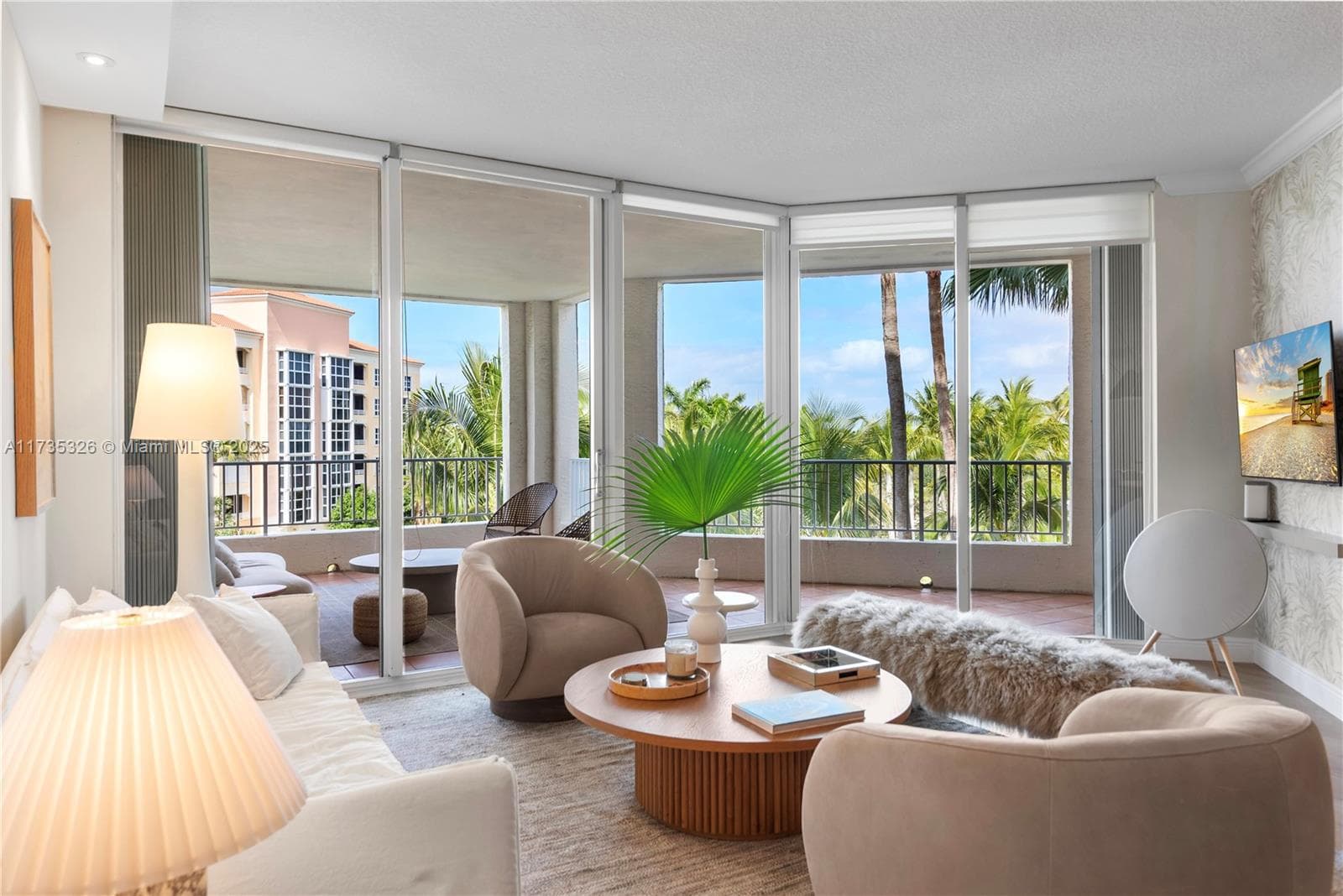 705 Crandon Blvd # 405, Key Biscayne FL 33149 — 1