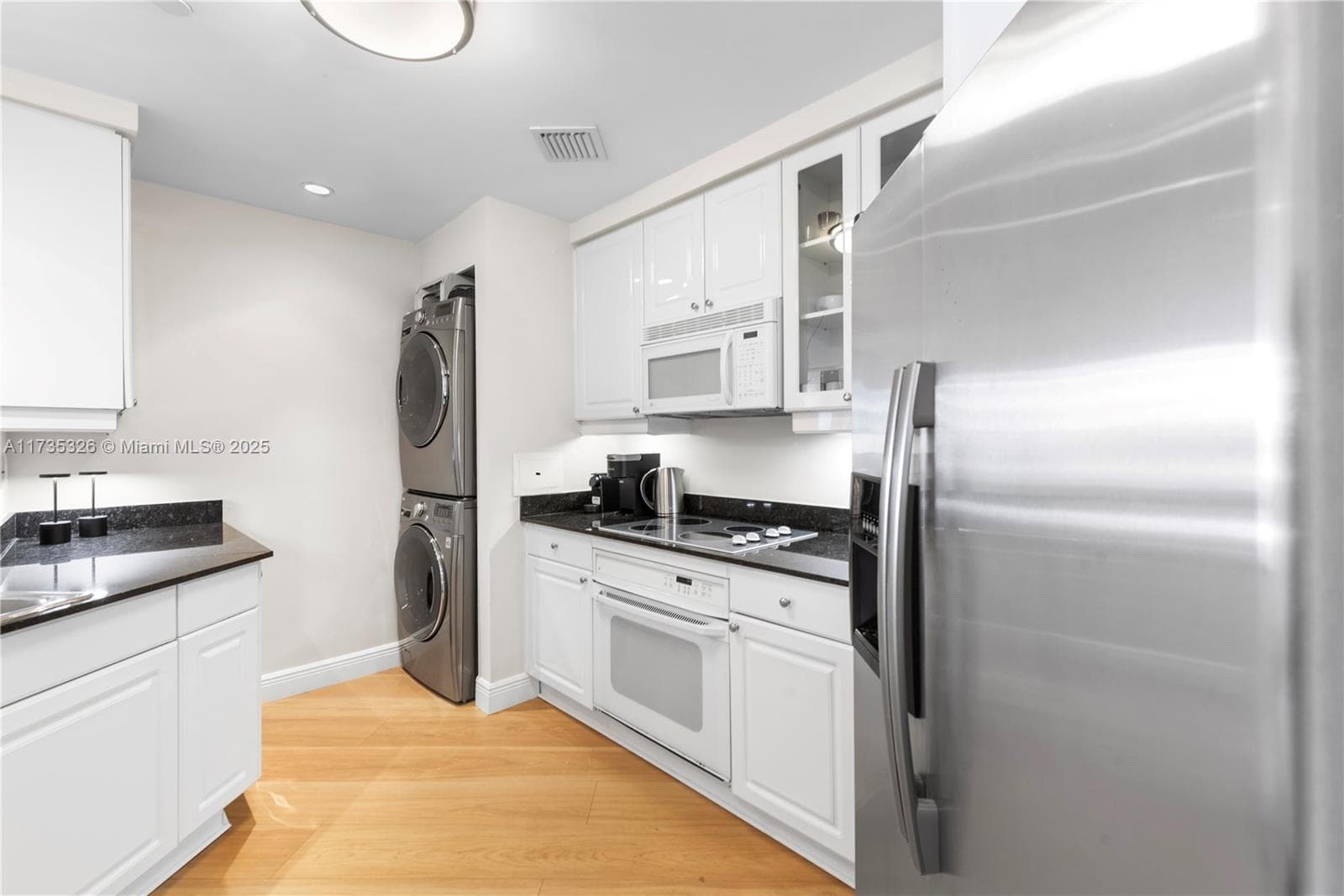 705 Crandon Blvd # 405, Key Biscayne FL 33149 — 14