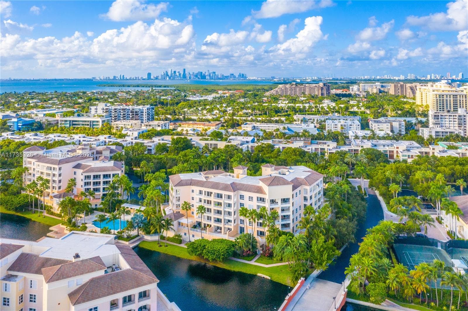 705 Crandon Blvd # 405, Key Biscayne FL 33149 — 25