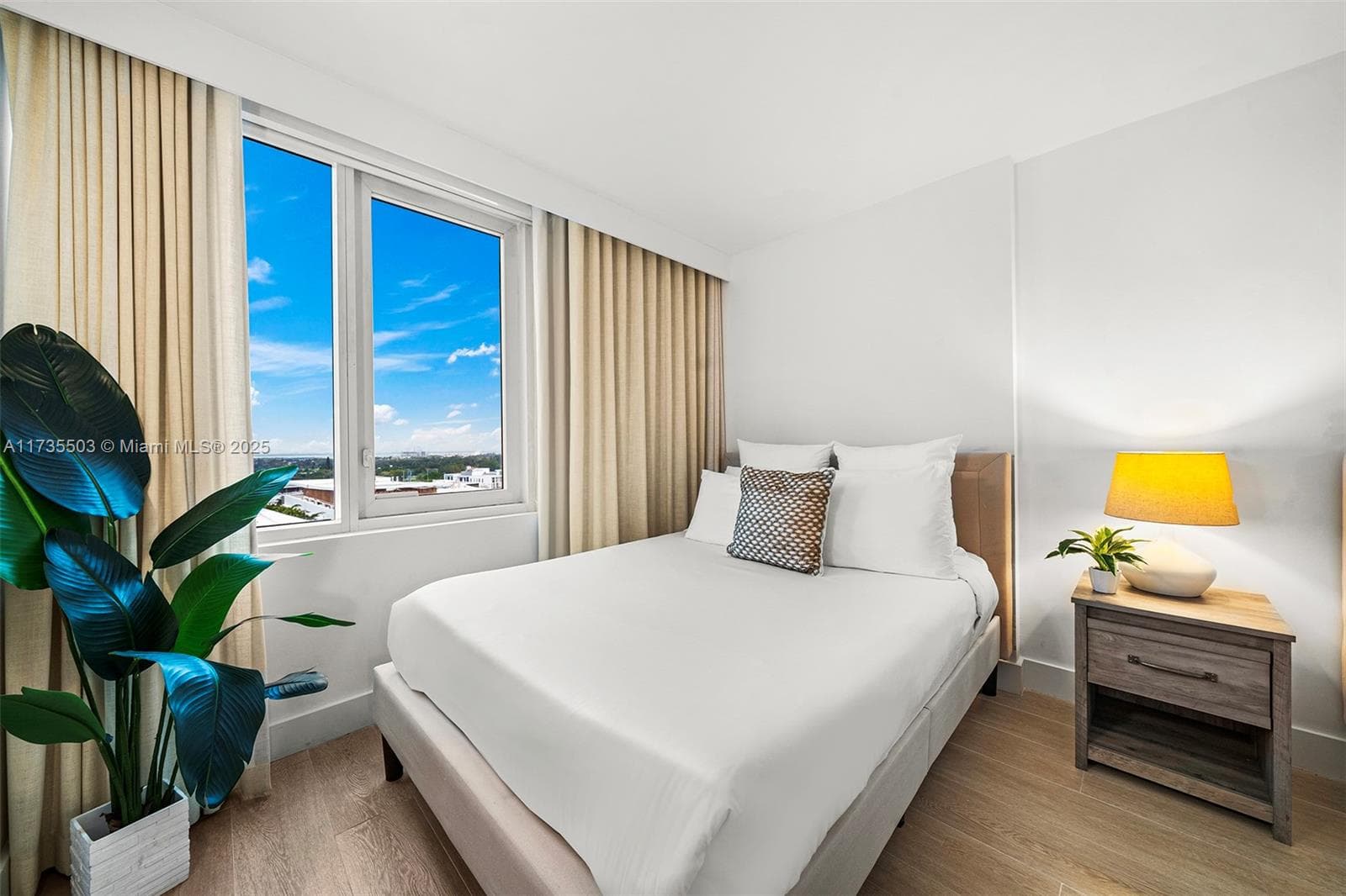 Roney Palace Condo, Miami Beach, FL — 27