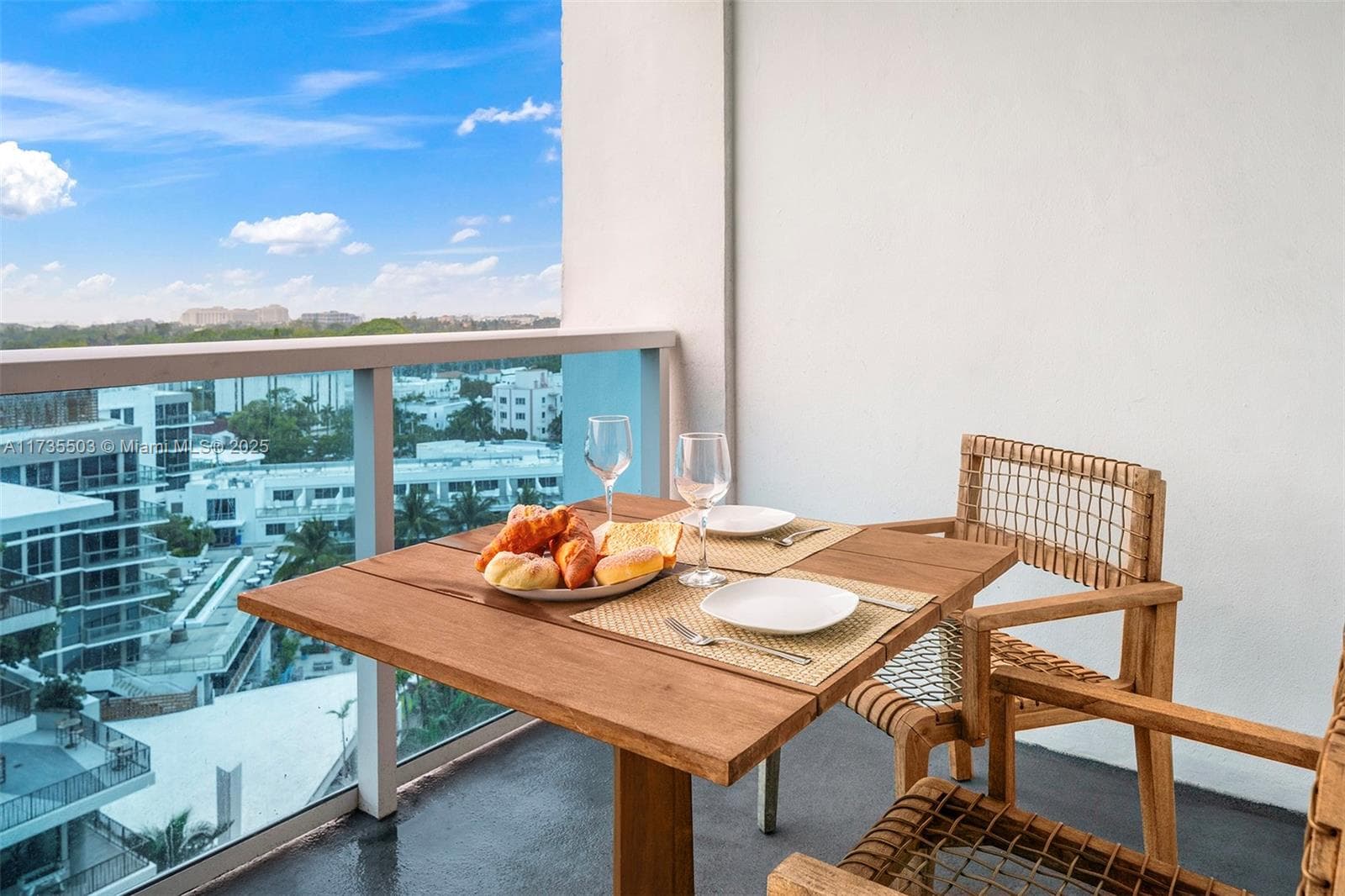 Roney Palace Condo, Miami Beach, FL — 2