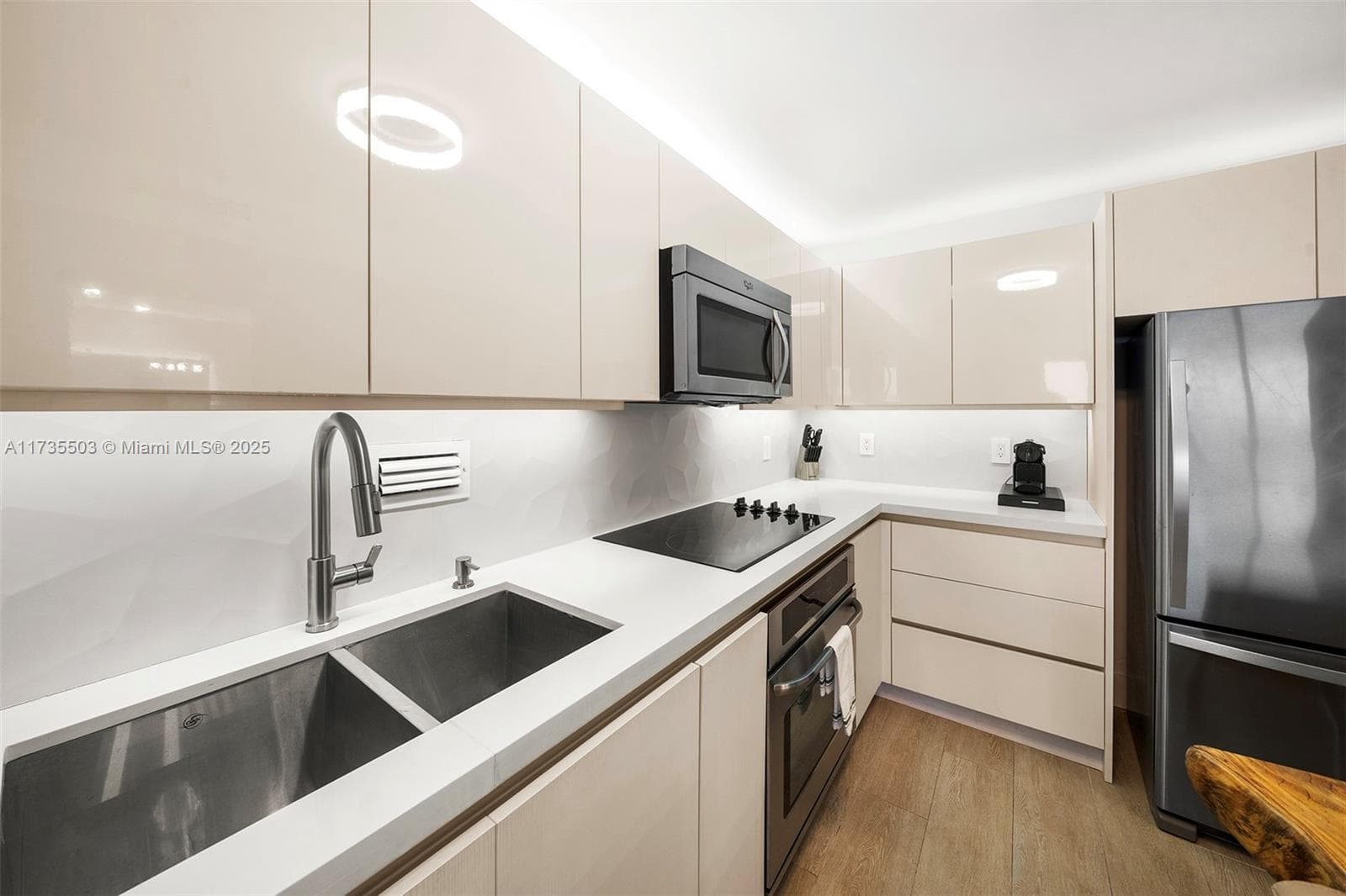 Roney Palace Condo, Miami Beach, FL — 13