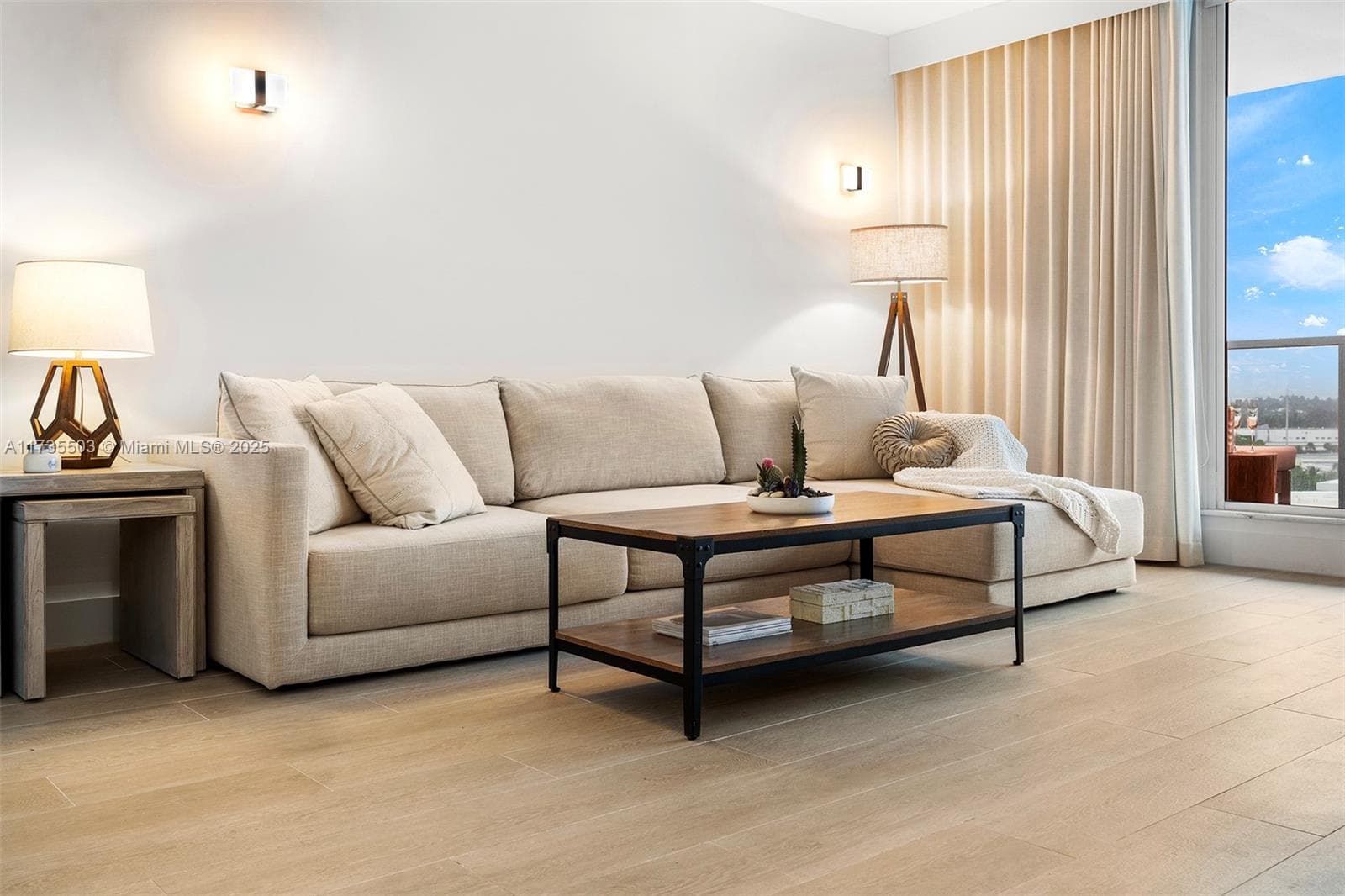 Roney Palace Condo, Miami Beach, FL — 10