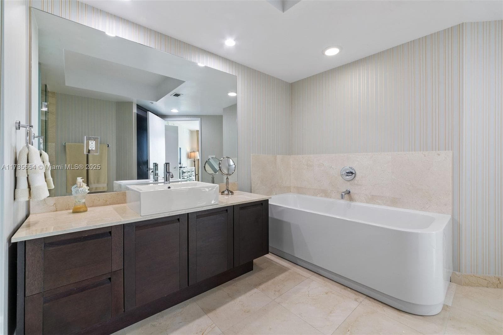 250 Sunny Isles Blvd # 1402, Sunny Isles Beach FL 33160 — 16