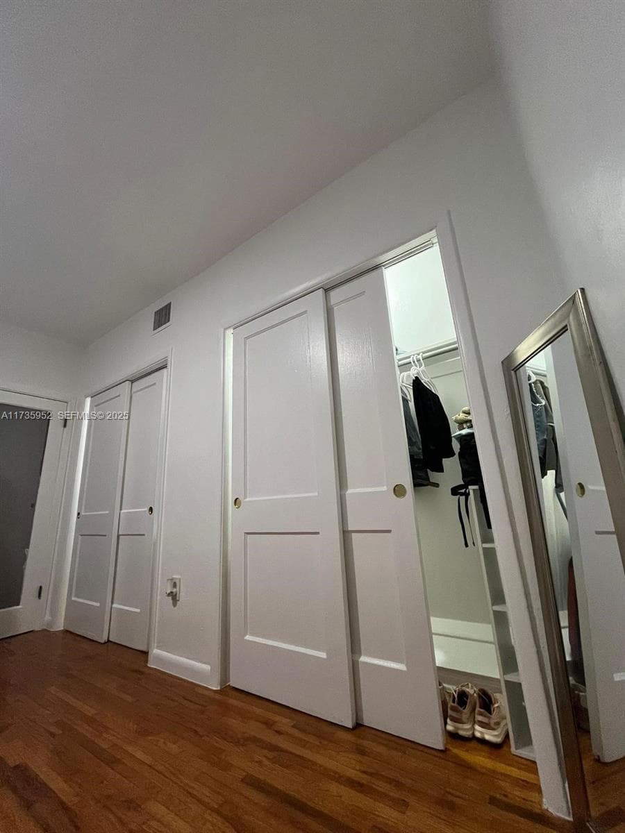 1551 Michigan Ave # 10, Miami Beach FL 33139 — 29