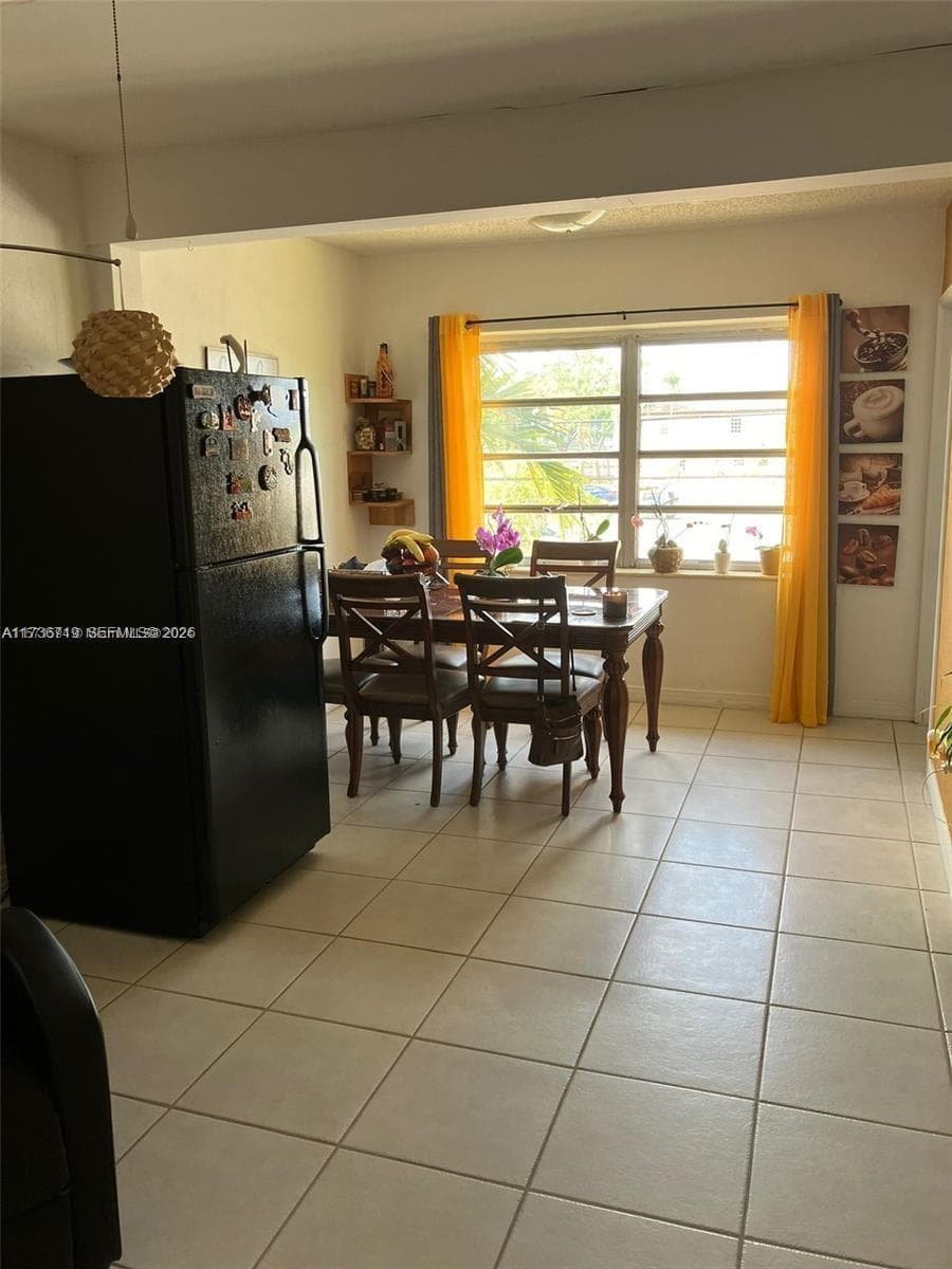 383 E 4th Ave # 8, Hialeah FL 33010 — 5