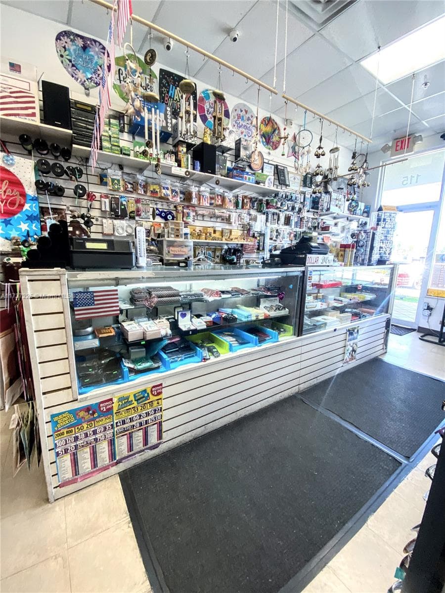 Hialeah, FL — 12