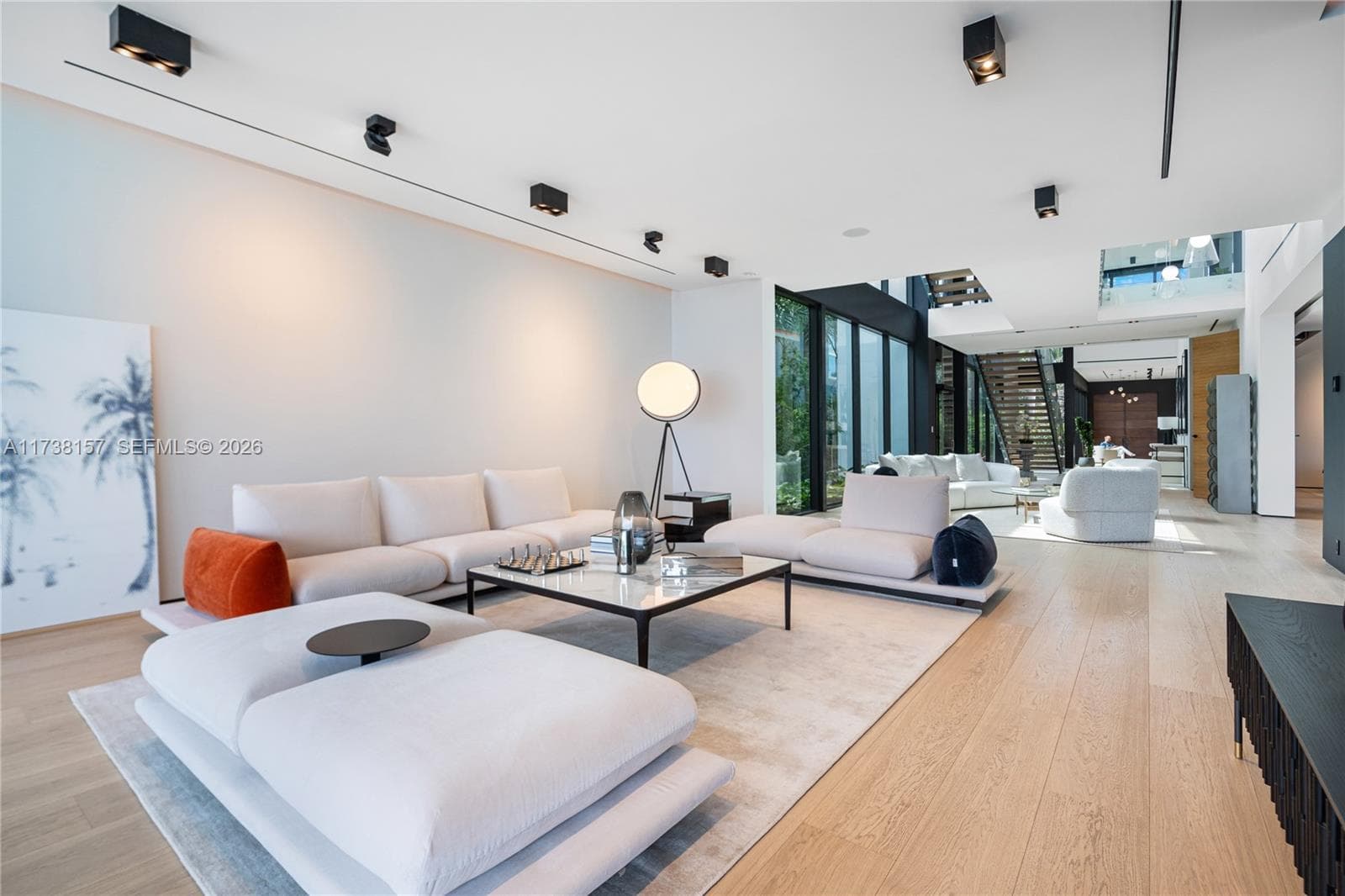1369 N Venetian Way, Miami FL 33139 — 13