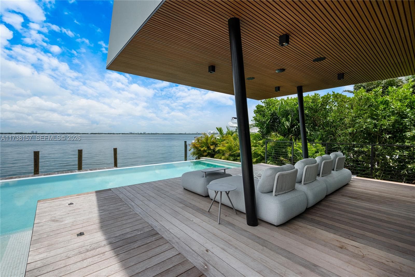 1369 N Venetian Way, Miami FL 33139 — 57