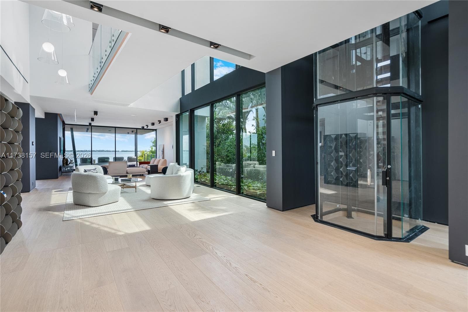 1369 N Venetian Way, Miami FL 33139 — 11