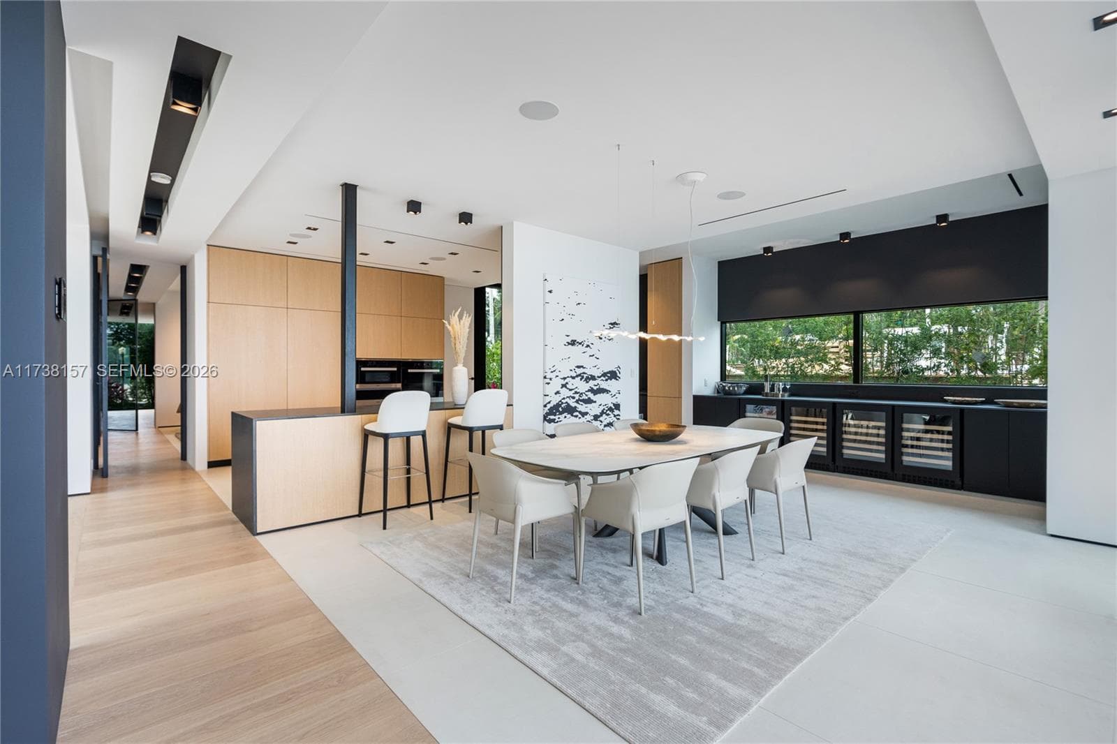 1369 N Venetian Way, Miami FL 33139 — 19