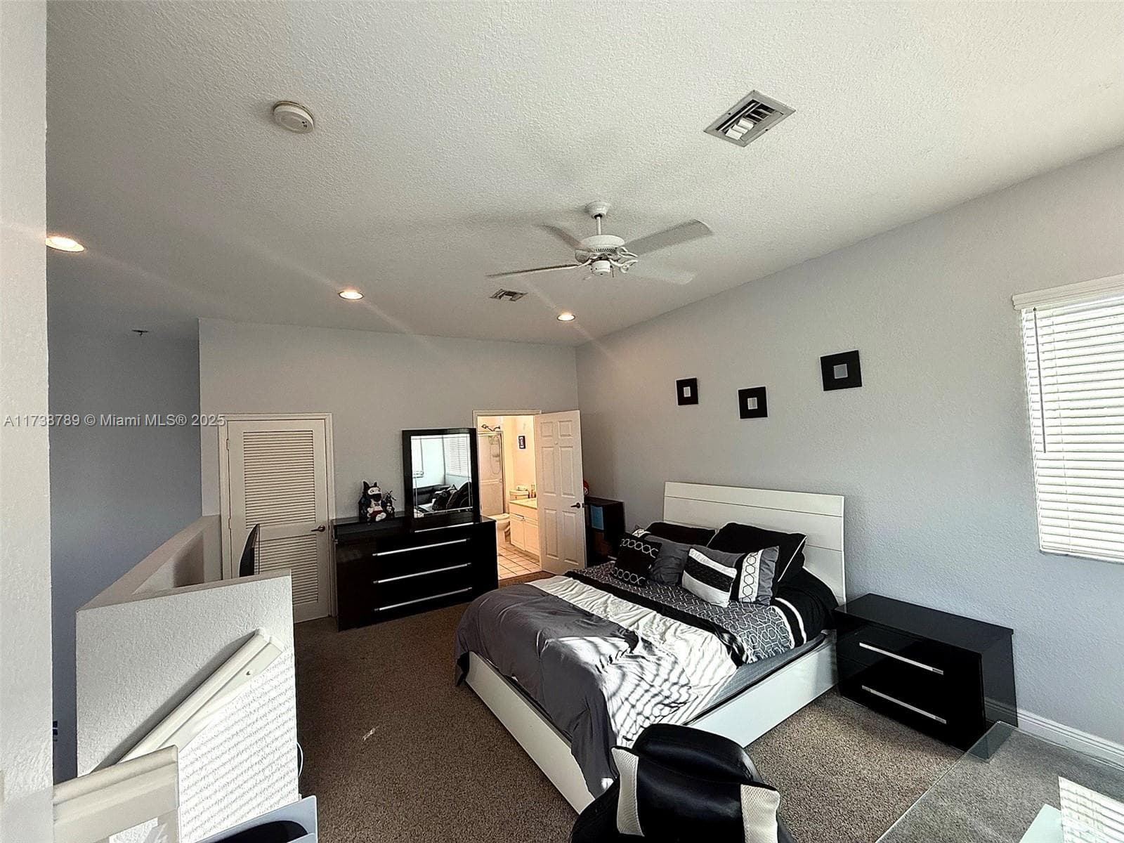 2602 Augusta Dr, Homestead FL 33035 — 12