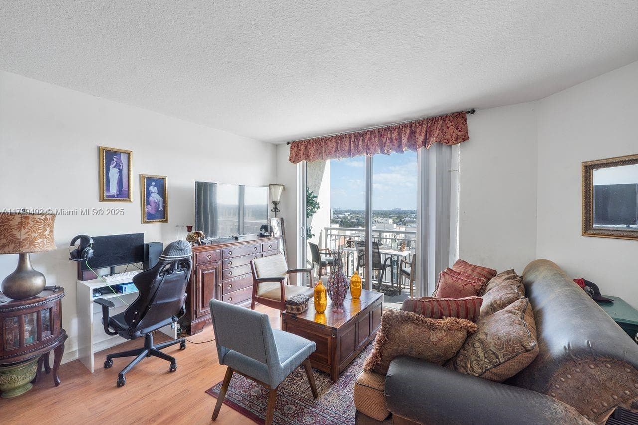9055 SW 73rd Ct # 903, Miami FL 33156 — 16