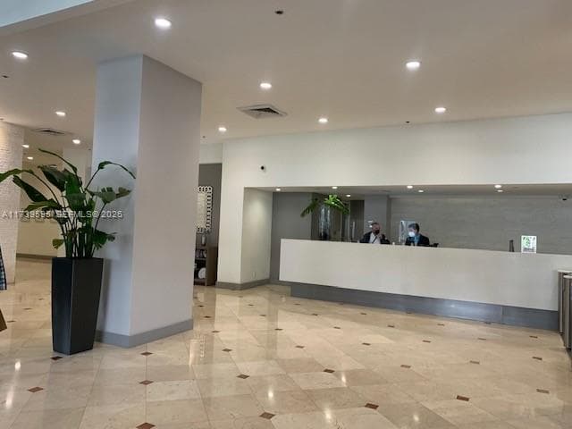 100 Lincoln Rd # 821, Miami Beach FL 33139 — 22