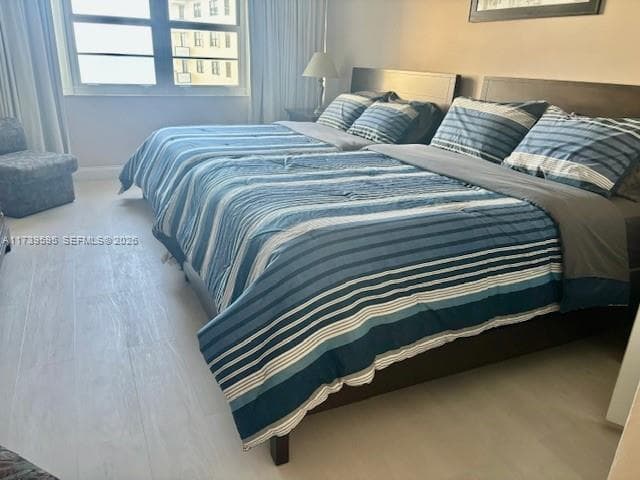 100 Lincoln Rd # 821, Miami Beach FL 33139 — 7
