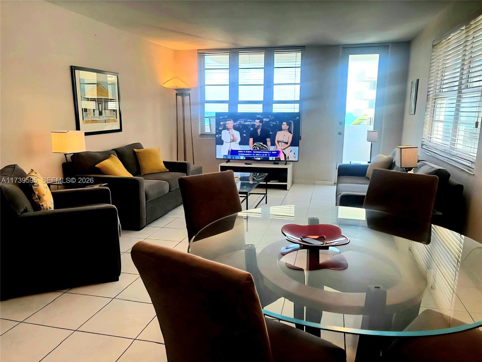 100 Lincoln Rd # 821, Miami Beach FL 33139 — 4