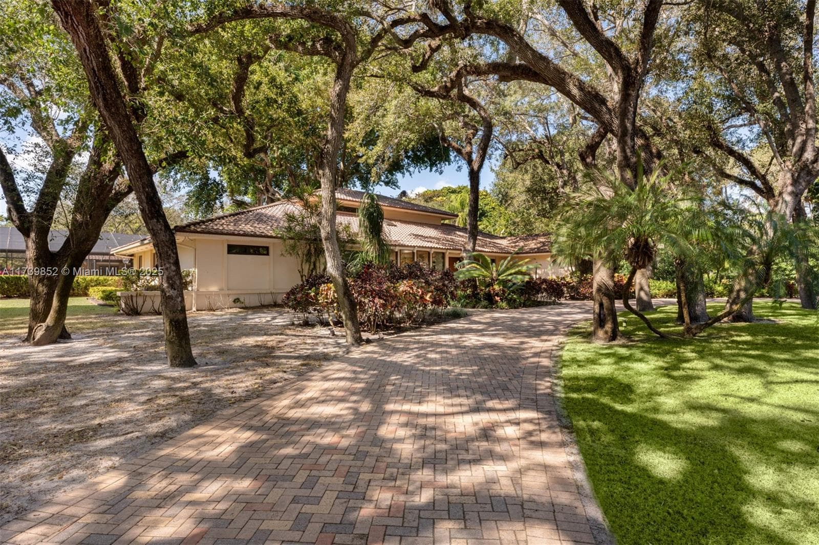 9490 Old Cutler Ln, Coral Gables FL 33156 — 3