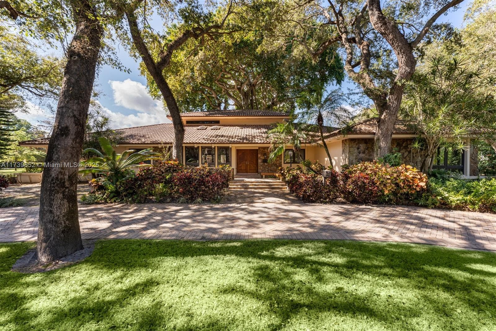 9490 Old Cutler Ln, Coral Gables FL 33156 — 1