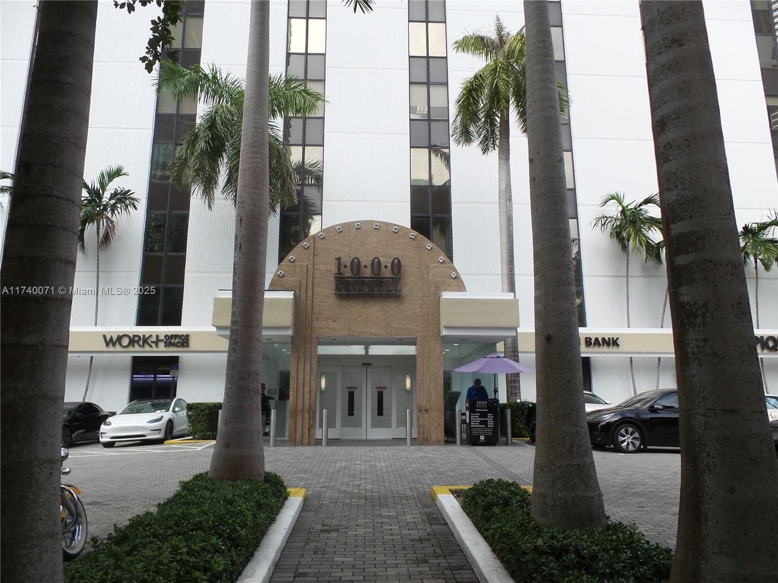 1000 Brickell Ave # 610, Miami FL 33131 — 2